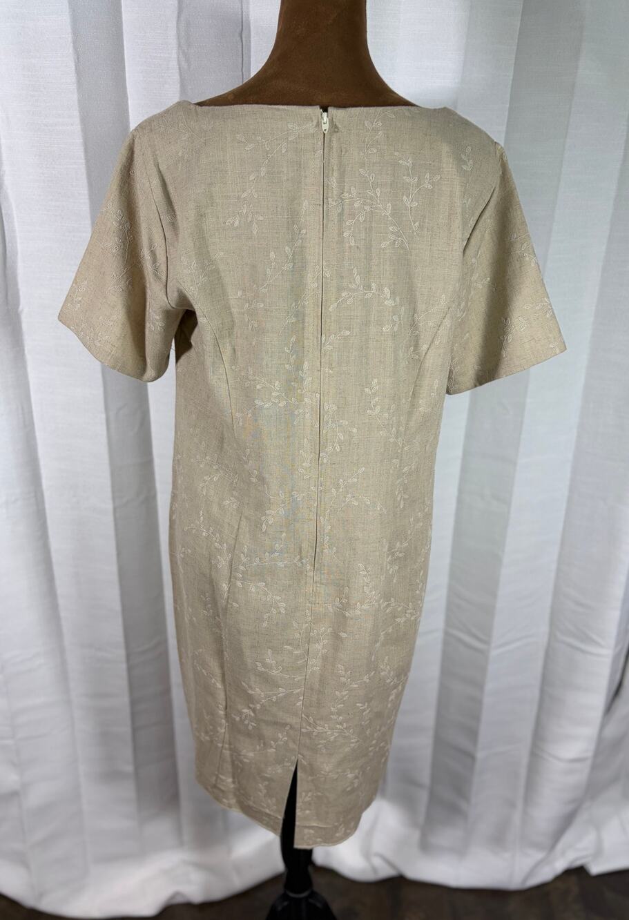 Handmade one-size Beige Embroidered Vine Shift Dress V Neck Short Sleeve